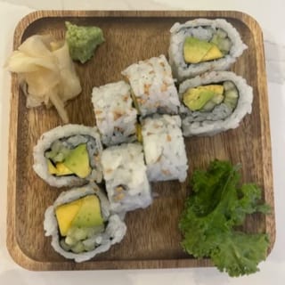 Mango Avo Cucumber Roll